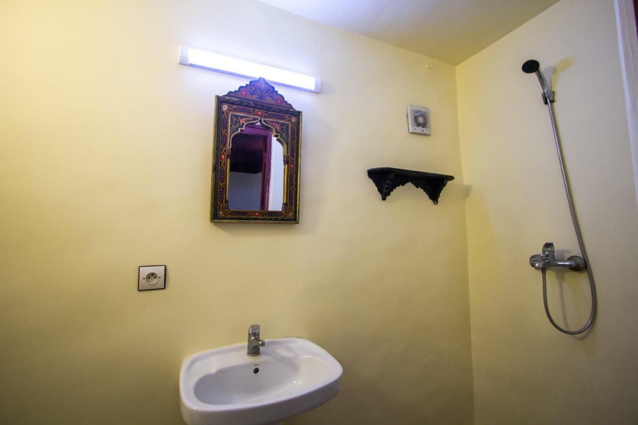 Dar Bab Jdid Hotel Fez Bagian luar foto